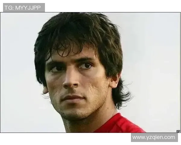 当绿茵传奇遇上斯诺克大师足球激情与绅士智慧的碰撞 当绿茵传奇遇上斯诺克大师足球激情与绅士智慧的碰撞